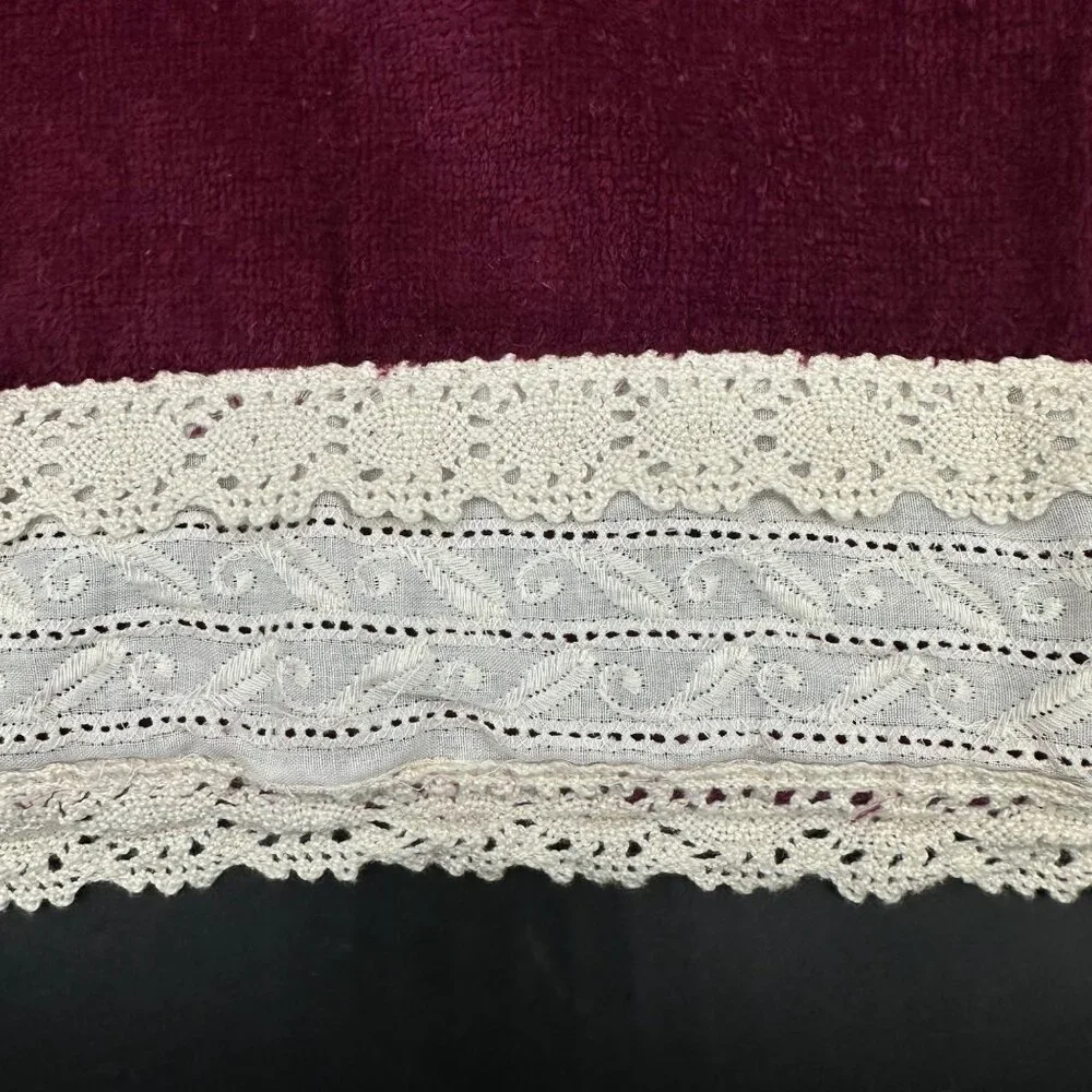 Vintage Towel Set 1990s Burgundy Lace Trim Bath Towels Hand Towel Washcloths